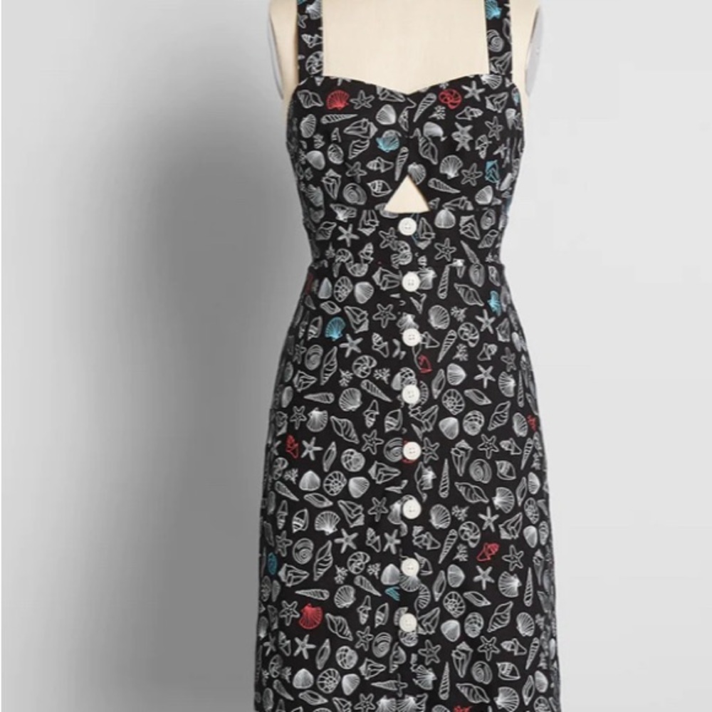 Seashore Spectacular Fit and Flare Dress with adjustable straps  NWT